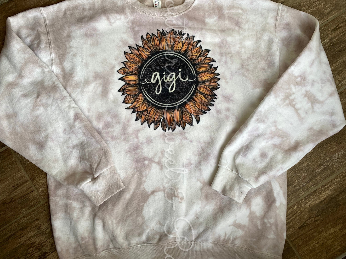 GiGi Womens Sweatshirt